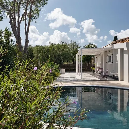 Matina - 350m From The Beach, By Zantewize Laganász