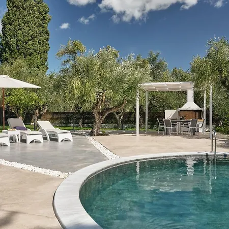 Matina - 350m From The Beach, By Zantewize