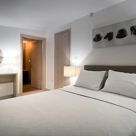 Matina - 350m From The Beach, By Zantewize